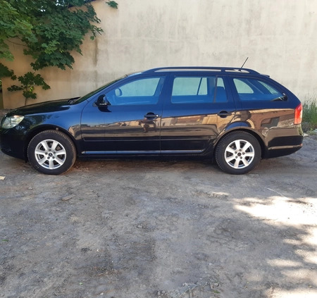 Skoda Octavia cena 24000 przebieg: 101000, rok produkcji 2012 z Prusice małe 121
